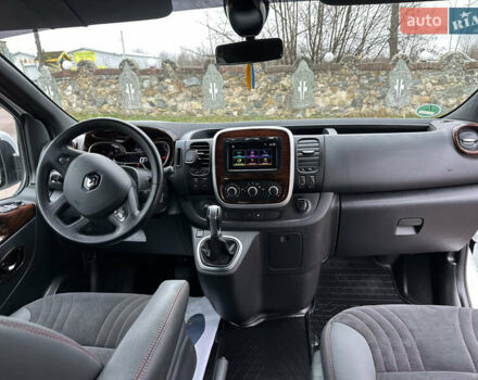 Белый Рено Трафик, объемом двигателя 2 л и пробегом 231 тыс. км за 25700 $, фото 29 на Automoto.ua