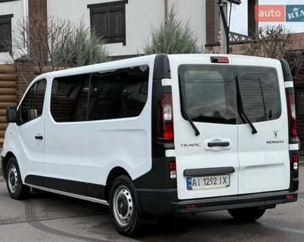 Белый Рено Трафик, объемом двигателя 1.6 л и пробегом 264 тыс. км за 18800 $, фото 24 на Automoto.ua