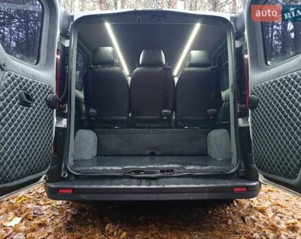 Белый Рено Трафик, объемом двигателя 1.6 л и пробегом 263 тыс. км за 15999 $, фото 4 на Automoto.ua