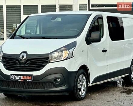 Белый Рено Трафик, объемом двигателя 1.6 л и пробегом 227 тыс. км за 17700 $, фото 2 на Automoto.ua