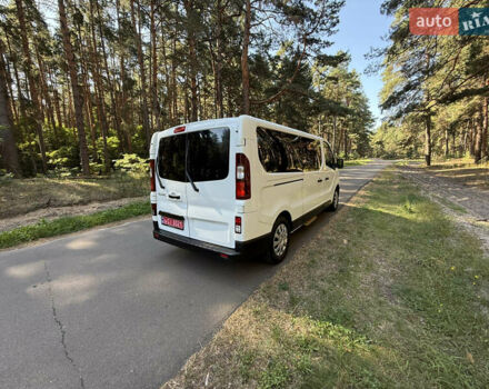 Белый Рено Трафик, объемом двигателя 2 л и пробегом 225 тыс. км за 27800 $, фото 64 на Automoto.ua