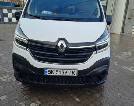 Білий Рено Трафік, об'ємом двигуна 2 л та пробігом 124 тис. км за 19500 $, фото 1 на Automoto.ua