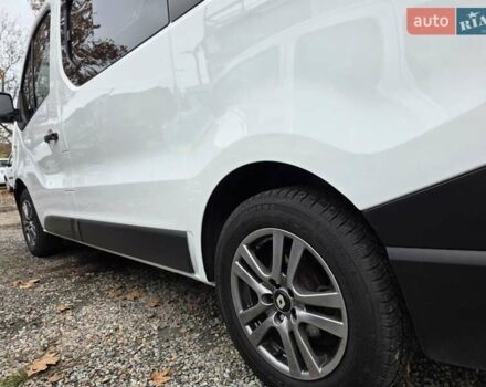 Белый Рено Трафик, объемом двигателя 2 л и пробегом 177 тыс. км за 24500 $, фото 18 на Automoto.ua