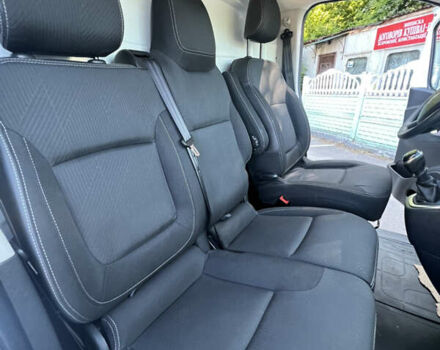 Белый Рено Трафик, объемом двигателя 0 л и пробегом 261 тыс. км за 17800 $, фото 32 на Automoto.ua