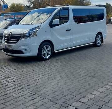 Белый Рено Трафик, объемом двигателя 2 л и пробегом 90 тыс. км за 26800 $, фото 43 на Automoto.ua