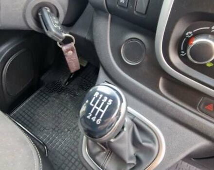 Білий Рено Трафік, об'ємом двигуна 2 л та пробігом 240 тис. км за 23300 $, фото 44 на Automoto.ua