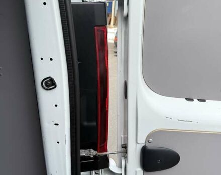 Белый Рено Трафик, объемом двигателя 2 л и пробегом 162 тыс. км за 17900 $, фото 15 на Automoto.ua