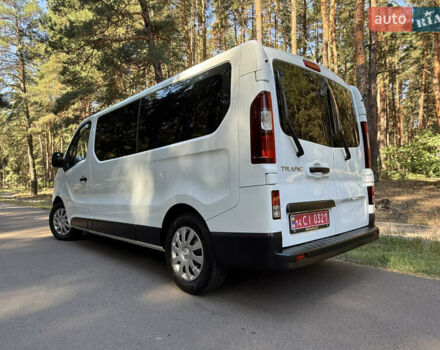 Белый Рено Трафик, объемом двигателя 2 л и пробегом 225 тыс. км за 27800 $, фото 52 на Automoto.ua