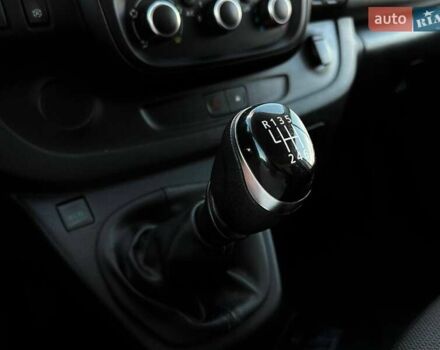 Белый Рено Трафик, объемом двигателя 2 л и пробегом 167 тыс. км за 16800 $, фото 13 на Automoto.ua