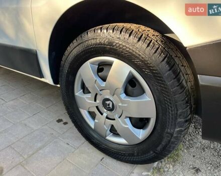 Белый Рено Трафик, объемом двигателя 2 л и пробегом 264 тыс. км за 15900 $, фото 22 на Automoto.ua