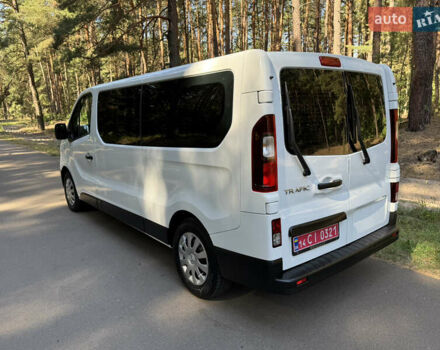 Белый Рено Трафик, объемом двигателя 2 л и пробегом 225 тыс. км за 27800 $, фото 61 на Automoto.ua