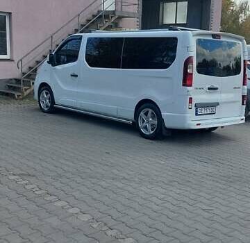 Белый Рено Трафик, объемом двигателя 2 л и пробегом 90 тыс. км за 26800 $, фото 41 на Automoto.ua