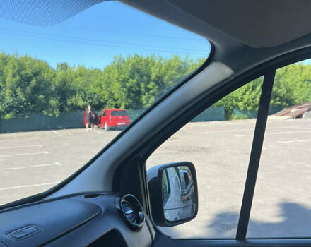 Белый Рено Трафик, объемом двигателя 0 л и пробегом 261 тыс. км за 17800 $, фото 48 на Automoto.ua