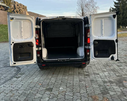 Белый Рено Трафик, объемом двигателя 2 л и пробегом 140 тыс. км за 18700 $, фото 11 на Automoto.ua