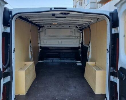 Білий Рено Трафік, об'ємом двигуна 2 л та пробігом 72 тис. км за 17900 $, фото 20 на Automoto.ua