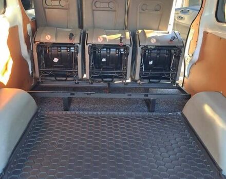 Білий Рено Трафік, об'ємом двигуна 2 л та пробігом 124 тис. км за 19500 $, фото 28 на Automoto.ua