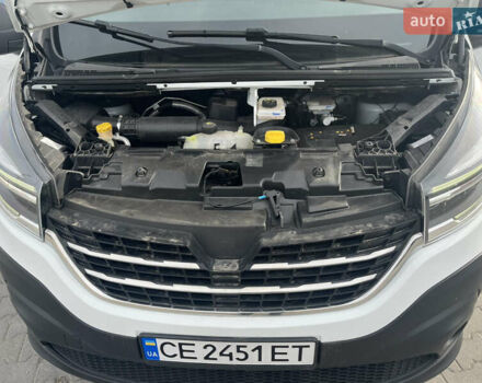 Білий Рено Трафік, об'ємом двигуна 2 л та пробігом 203 тис. км за 28000 $, фото 8 на Automoto.ua