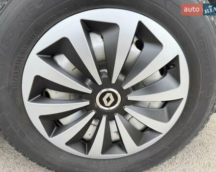 Белый Рено Трафик, объемом двигателя 2 л и пробегом 162 тыс. км за 17900 $, фото 43 на Automoto.ua