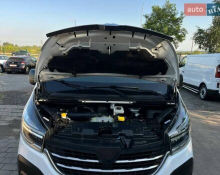 Белый Рено Трафик, объемом двигателя 2 л и пробегом 264 тыс. км за 15900 $, фото 26 на Automoto.ua