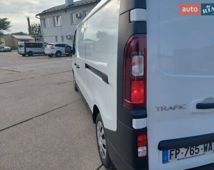 Белый Рено Трафик, объемом двигателя 2 л и пробегом 157 тыс. км за 17200 $, фото 5 на Automoto.ua