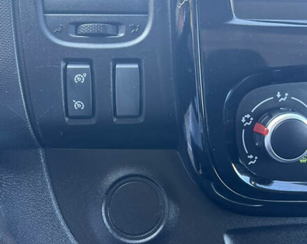 Белый Рено Трафик, объемом двигателя 0 л и пробегом 261 тыс. км за 17800 $, фото 49 на Automoto.ua