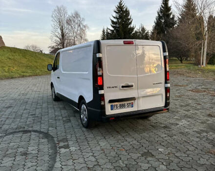 Белый Рено Трафик, объемом двигателя 2 л и пробегом 140 тыс. км за 18700 $, фото 7 на Automoto.ua