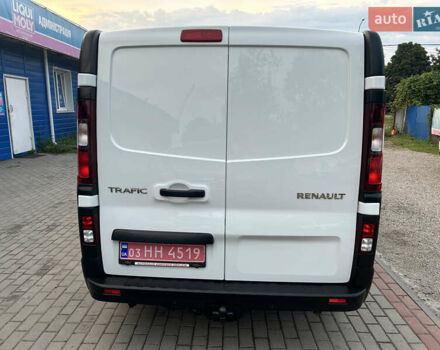 Белый Рено Трафик, объемом двигателя 2 л и пробегом 190 тыс. км за 16900 $, фото 3 на Automoto.ua