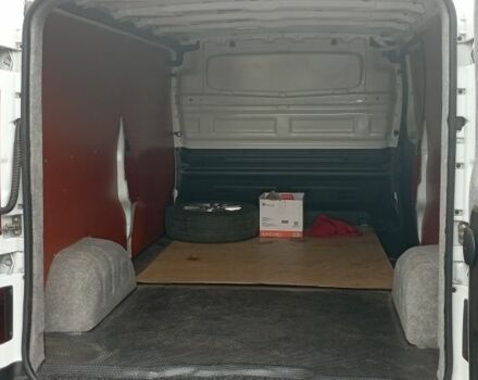 Белый Рено Трафик, объемом двигателя 0 л и пробегом 188 тыс. км за 22000 $, фото 3 на Automoto.ua