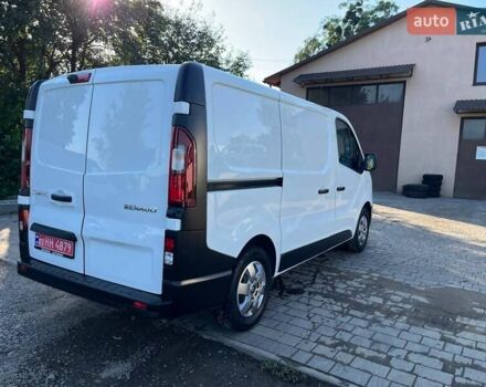 Белый Рено Трафик, объемом двигателя 2 л и пробегом 264 тыс. км за 15900 $, фото 6 на Automoto.ua