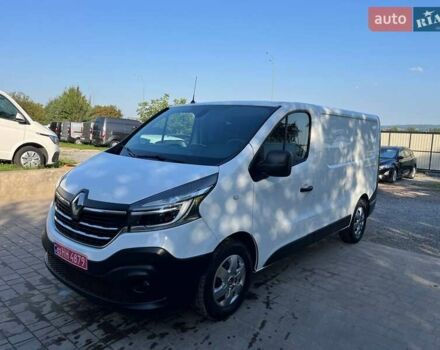 Белый Рено Трафик, объемом двигателя 2 л и пробегом 264 тыс. км за 15900 $, фото 2 на Automoto.ua