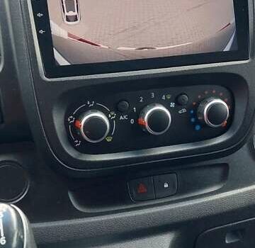 Белый Рено Трафик, объемом двигателя 2 л и пробегом 90 тыс. км за 26800 $, фото 25 на Automoto.ua