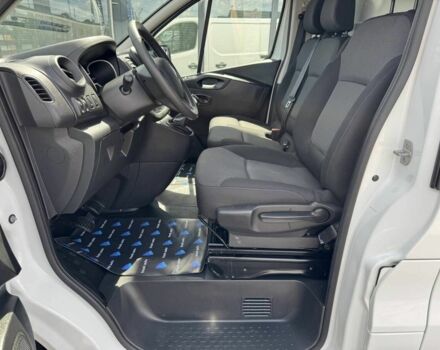 Білий Рено Трафік, об'ємом двигуна 2 л та пробігом 83 тис. км за 19900 $, фото 18 на Automoto.ua