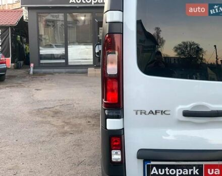 Белый Рено Трафик, объемом двигателя 2 л и пробегом 207 тыс. км за 18790 $, фото 28 на Automoto.ua