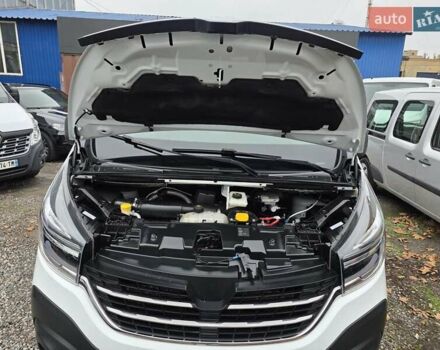 Белый Рено Трафик, объемом двигателя 2 л и пробегом 177 тыс. км за 24500 $, фото 42 на Automoto.ua