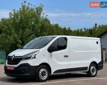 Белый Рено Трафик, объемом двигателя 2 л и пробегом 270 тыс. км за 15200 $, фото 5 на Automoto.ua