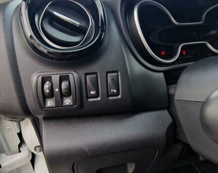 Білий Рено Трафік, об'ємом двигуна 2 л та пробігом 240 тис. км за 23300 $, фото 37 на Automoto.ua