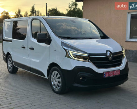 Белый Рено Трафик, объемом двигателя 2 л и пробегом 171 тыс. км за 18750 $, фото 8 на Automoto.ua