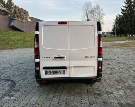 Белый Рено Трафик, объемом двигателя 2 л и пробегом 140 тыс. км за 18700 $, фото 9 на Automoto.ua