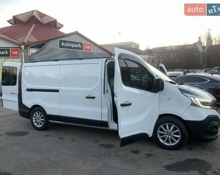 Белый Рено Трафик, объемом двигателя 2 л и пробегом 207 тыс. км за 18790 $, фото 18 на Automoto.ua