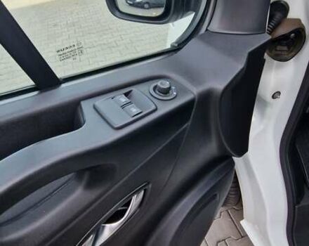 Білий Рено Трафік, об'ємом двигуна 2 л та пробігом 240 тис. км за 23300 $, фото 32 на Automoto.ua