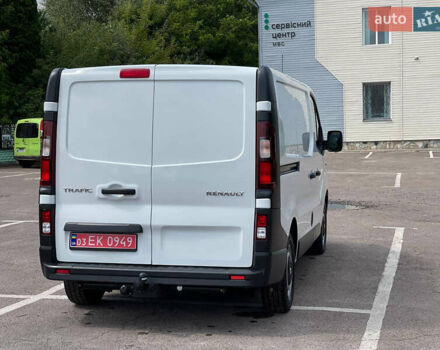 Белый Рено Трафик, объемом двигателя 2 л и пробегом 270 тыс. км за 15200 $, фото 8 на Automoto.ua