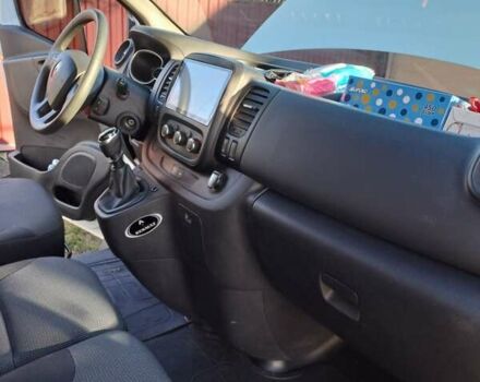 Білий Рено Трафік, об'ємом двигуна 2 л та пробігом 124 тис. км за 19500 $, фото 15 на Automoto.ua