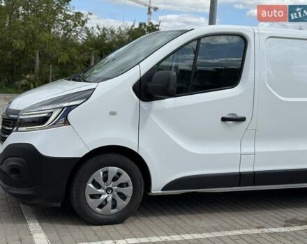 Белый Рено Трафик, объемом двигателя 1.6 л и пробегом 206 тыс. км за 15900 $, фото 17 на Automoto.ua