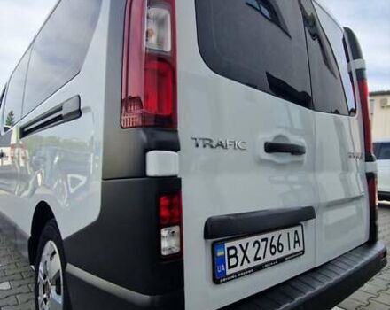 Білий Рено Трафік, об'ємом двигуна 2 л та пробігом 240 тис. км за 23300 $, фото 22 на Automoto.ua