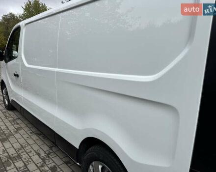 Белый Рено Трафик, объемом двигателя 2 л и пробегом 143 тыс. км за 16700 $, фото 12 на Automoto.ua