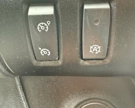 Белый Рено Трафик, объемом двигателя 2 л и пробегом 162 тыс. км за 17900 $, фото 38 на Automoto.ua