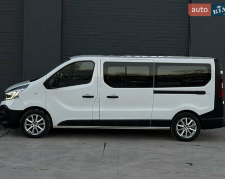 Белый Рено Трафик, объемом двигателя 2 л и пробегом 250 тыс. км за 20999 $, фото 56 на Automoto.ua