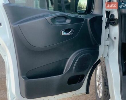 Белый Рено Трафик, объемом двигателя 2 л и пробегом 207 тыс. км за 18790 $, фото 8 на Automoto.ua