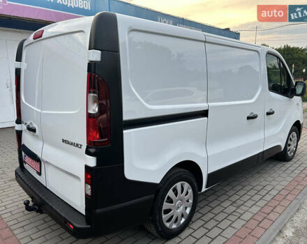 Белый Рено Трафик, объемом двигателя 2 л и пробегом 190 тыс. км за 16900 $, фото 4 на Automoto.ua
