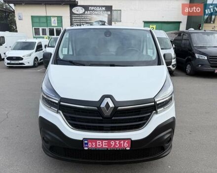 Белый Рено Трафик, объемом двигателя 2 л и пробегом 162 тыс. км за 17900 $, фото 2 на Automoto.ua
